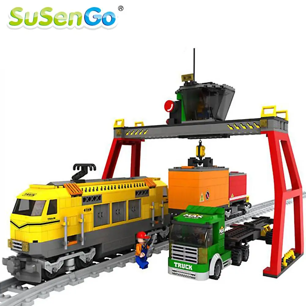 

SuSenGo Building Blocks Yellow Express Train Rayway Station Bricks Model Children's Educational Toys gift