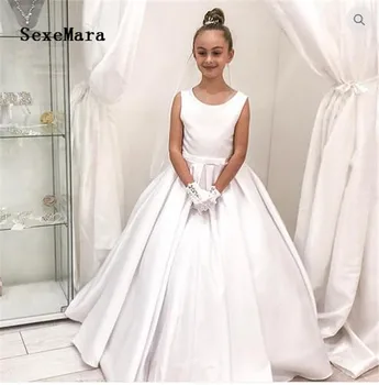 

White First Communion Dress for Girls O Neck Satin with Bow Little Princess Dresses for Wedding Ball Gown Christmas Dress