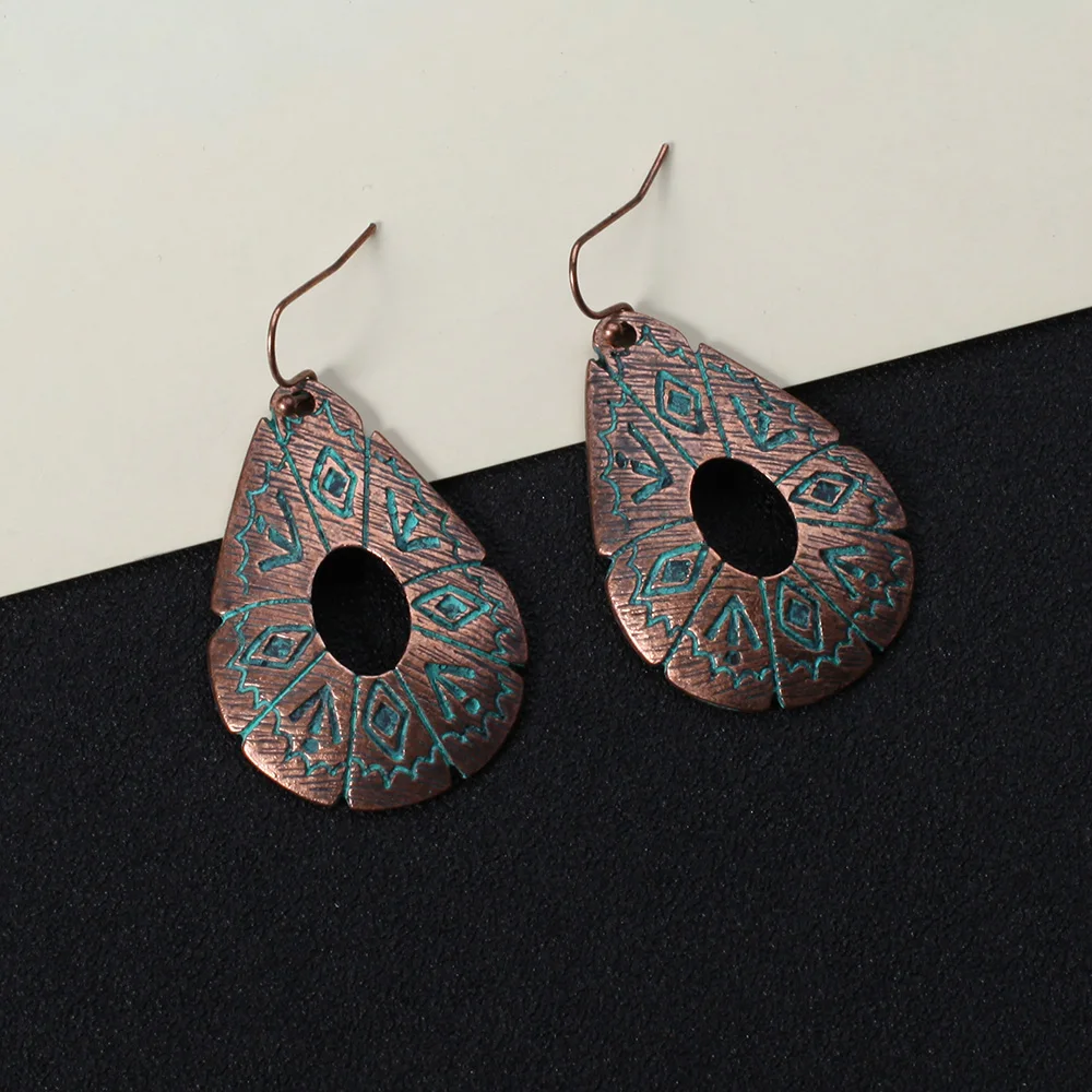 HY-7224-1 EARRING (7)