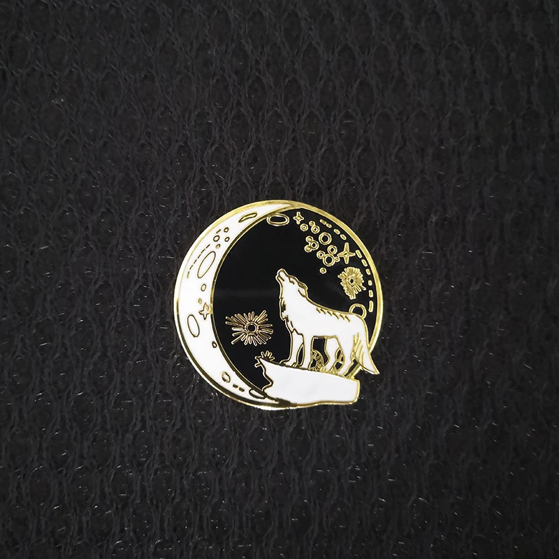 

Wolf Howling at Moon Pin Best Friend Gift