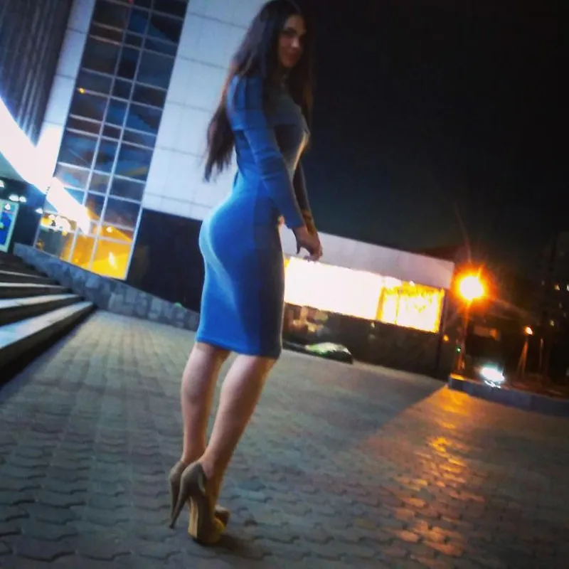 long-sleeve-dress