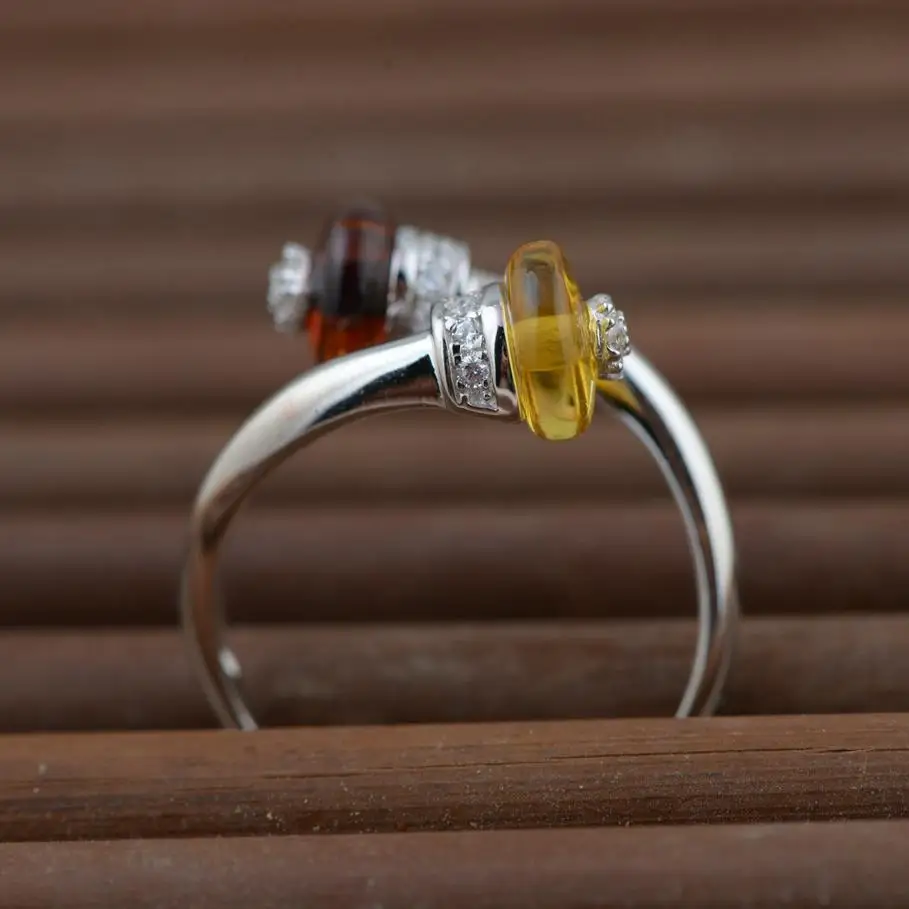 Real Pure 925 Sterling Silver Amber Rings For Women Resizable Simple And Elegant Red Yellow Color Natural Gemstone Jewelry Real Pure 925 Sterling Silver Amber Rings For Women Resizable Simple And Elegant Red Yellow Color Natural Gemstone Jewelry