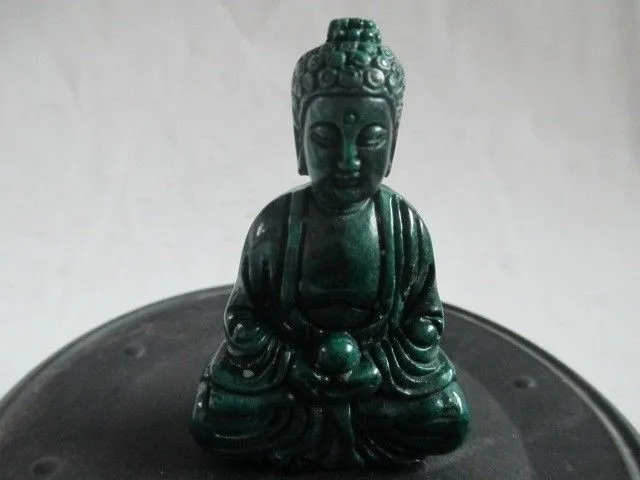 

Exquisite Chinese Handwork Green Jade Buddha Pendant Statue.
