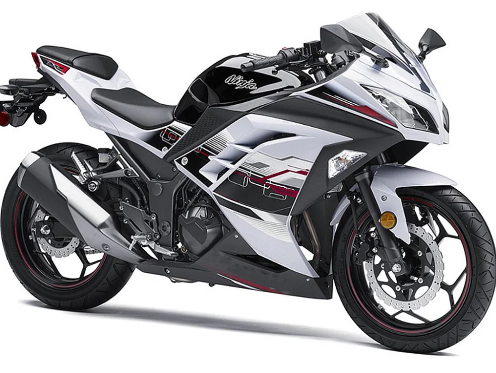 Sport 300 air. Kawasaki Ninja 300 White. Кавасаки Ninja 300 белый. Kawasaki Ninja 250 ABS. Мотоцикл Ninja Kawasaki 2014.