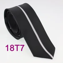 YIBEI Coachella Галстуки взрослые Черный узкий галстук с белыми пледы вертикальные полосы Галстуки 6 см шеи галстук жениха аксессуары для одежды