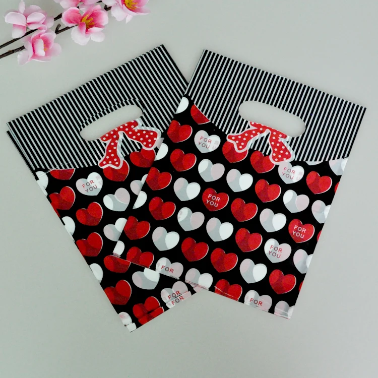 Wholesale 100pcs Hearts Print Black Plastic Gift Bag 15x20cm Candy
