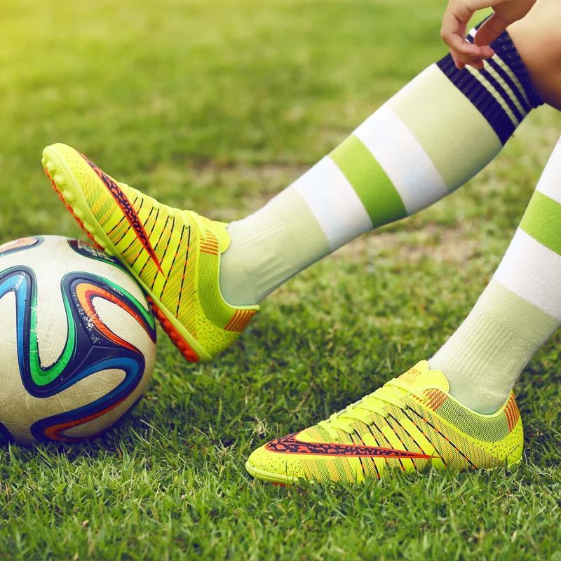 Size 33-44 Turf Indoor Men Soccer Shoes Kids Cleats Training Football Boots Professional Sport Sneakers Soccer Shoes (60)