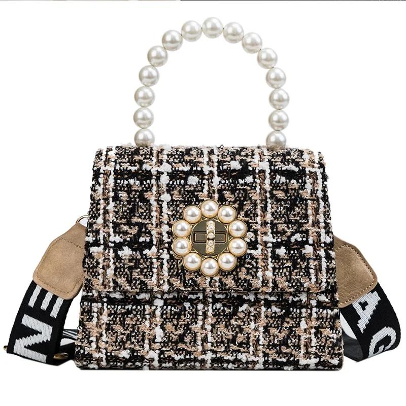 

2019 new pearl portable fashion wild wool casual single shoulder wide shoulder bag