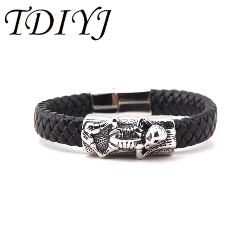 

TDIYJ Fashion 3D Punk Stainless Steel Smear Skull Charms Genuine Leather Bracelet Magnet Clasp Men Jewelry Bangles For Gift