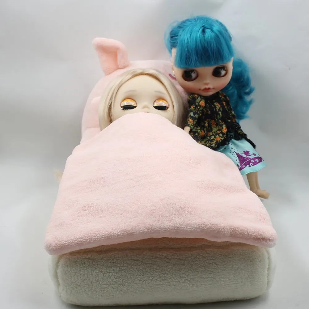 Fortune Days Blyth doll Cutie Pinky Pig Sofa and Bed Blyth Furniture have a good rest for your doll collection Factory Blyth