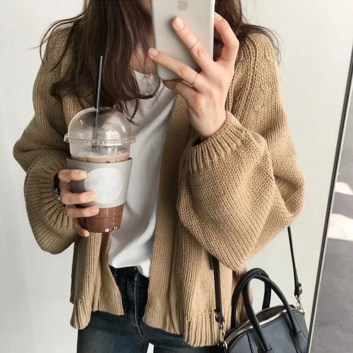 winter New Korean edition loose Pure Color hundred short knitted blouse female outside sweater coat lazy wind cardigan tide winter New Korean edition loose Pure Color hundred short knitted blouse female outside sweater coat lazy wind cardigan tide