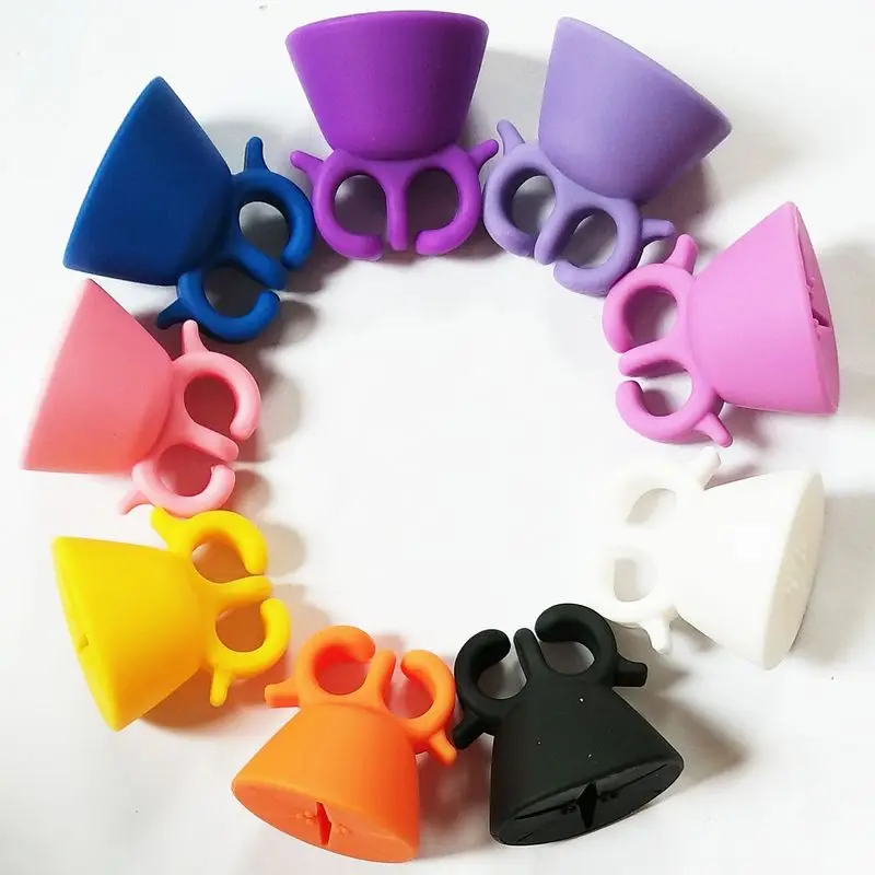 

Art Polish Holder Flexible Silicone Creative Finger Durable Wearable Bottle Stand Use Finger shelf Nail FORM Makeup tool