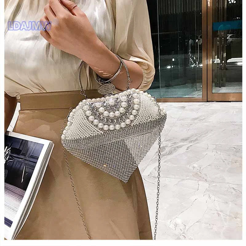 Newest tassel crystal women bag luxury imitation pearl evening bags wedding beaded day clutches small purse bag