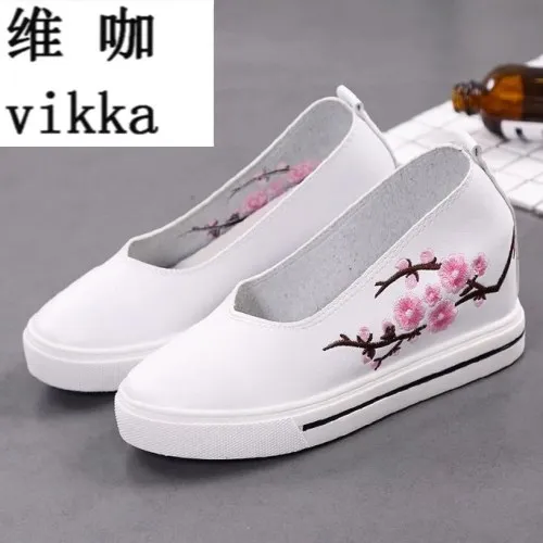 

2017 Free Shipping Hidden Wedge Heels Fashion Women's Elevator Casual For embroidery Breathable Wedges Women Casual Trainer