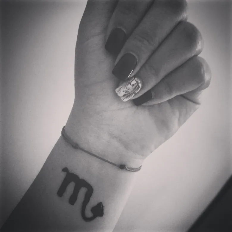 1 قطعة الهندي الحناء السوداء أنبوب الوشم مخاريط الطبيعية العشبية الجسم فن الوشم المؤقت الطلاء أداة كيت 1 قطعة الهندي الحناء السوداء أنبوب الوشم مخاريط الطبيعية العشبية الجسم فن الوشم المؤقت الطلاء أداة كيت