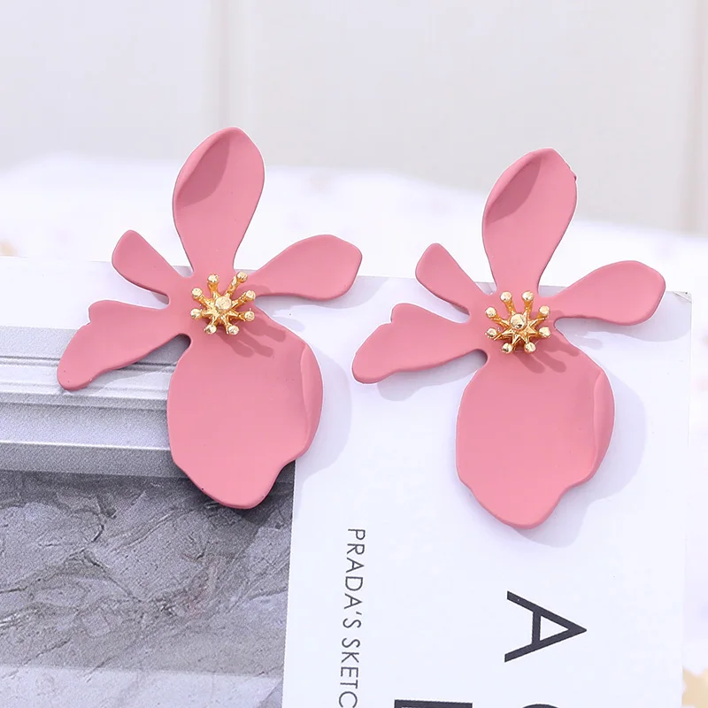 Трендовые корейские милые серебряные цветочные серьги-гвоздики для женщин геометрической формы, в стиле бохо металлические летние массивные серьги Модные ювелирные изделия подарок