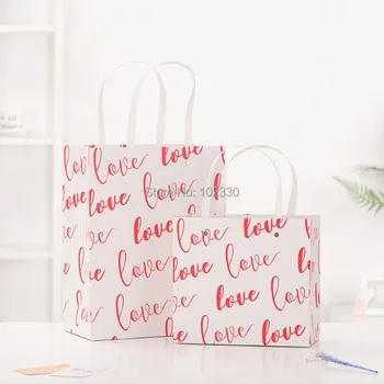 

100pcs Love Printed Red White Paper Gift Bags Wedding Party Handled Bags Shopping Boutique Festival Gift Bag