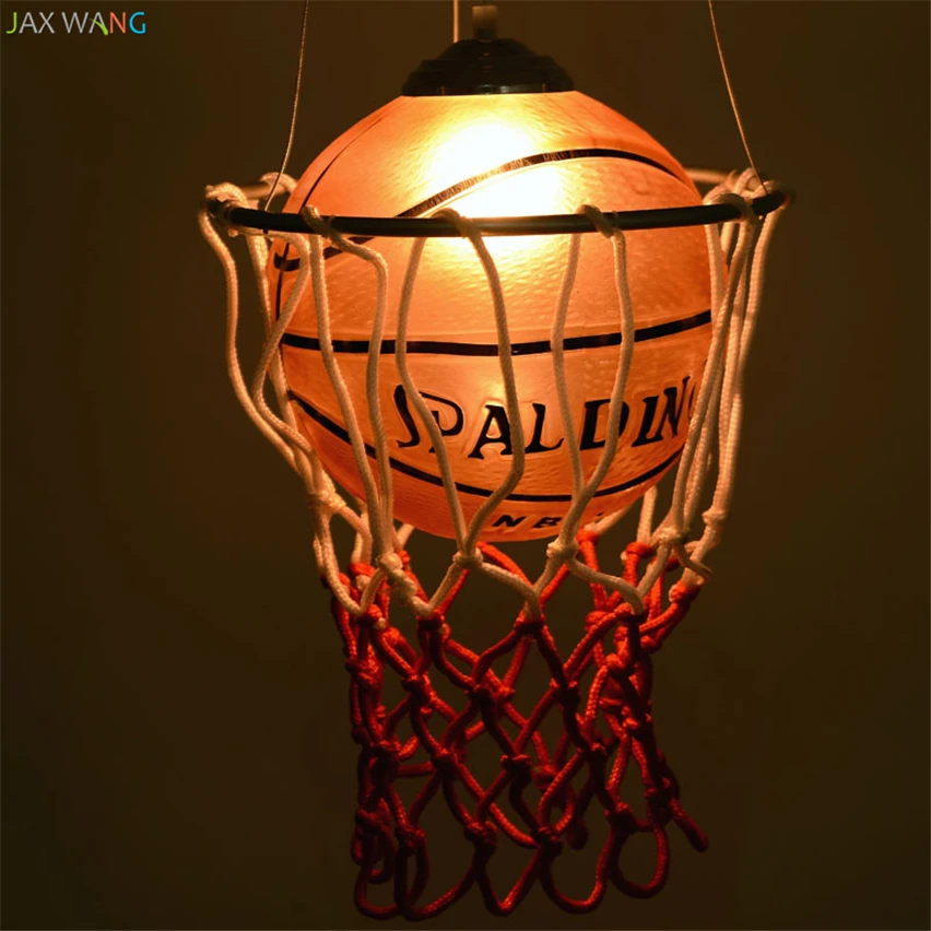 Спортивные светильники с решеткой. Люстра в спортивном стиле.