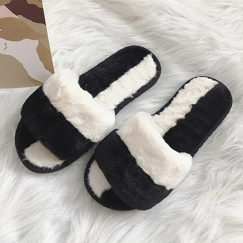 

Hairy home slippers female 2018 autumn winter new cool drag female flat bottom non-slip pregnant women shoes open toe word drag