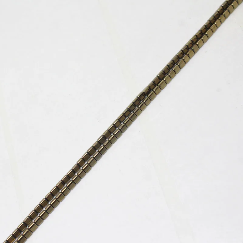 Mini. Ordine È $7! 3Mm Scuro Oro Ematite Ironstone Triangolo Cube Spacer Diy Branelli Allentati 15"