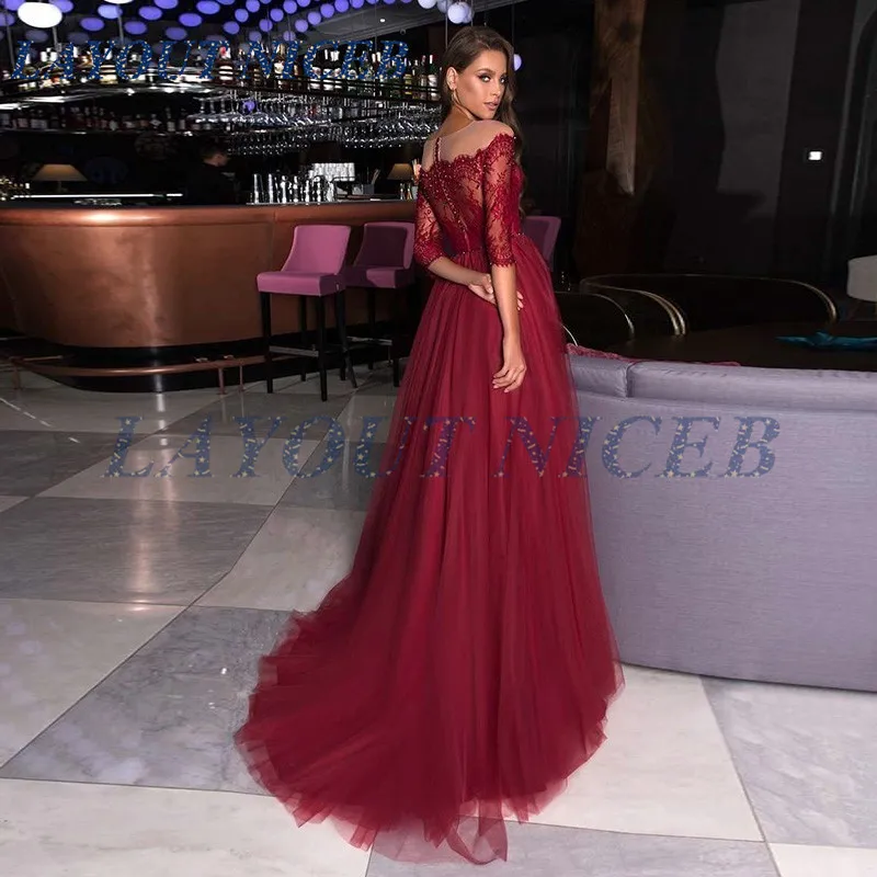2019 Vintage Burgundy Evening Dresses Long Off the Shoulder Half Sleeve Boat Neck Sexy Lace Tulle Elegant Party Gown