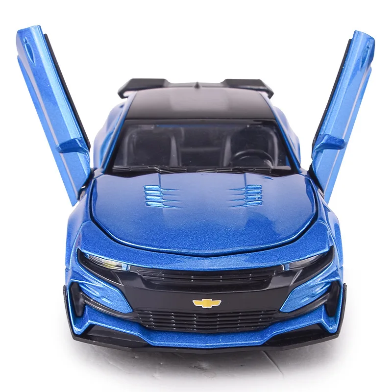 1:32 Модели автомобилей из сплава, высокая симуляция Chevrolet Camaro, игрушечные транспортные средства, металлические Литые, оттягивающие и мигающие и музыкальные