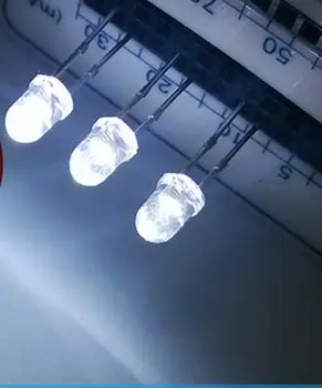 

500PCS Free shipping DIP 4mm led clear white round 2-pin light diode 3.0-3.5V Transparent led lamp blub 8000-9000K