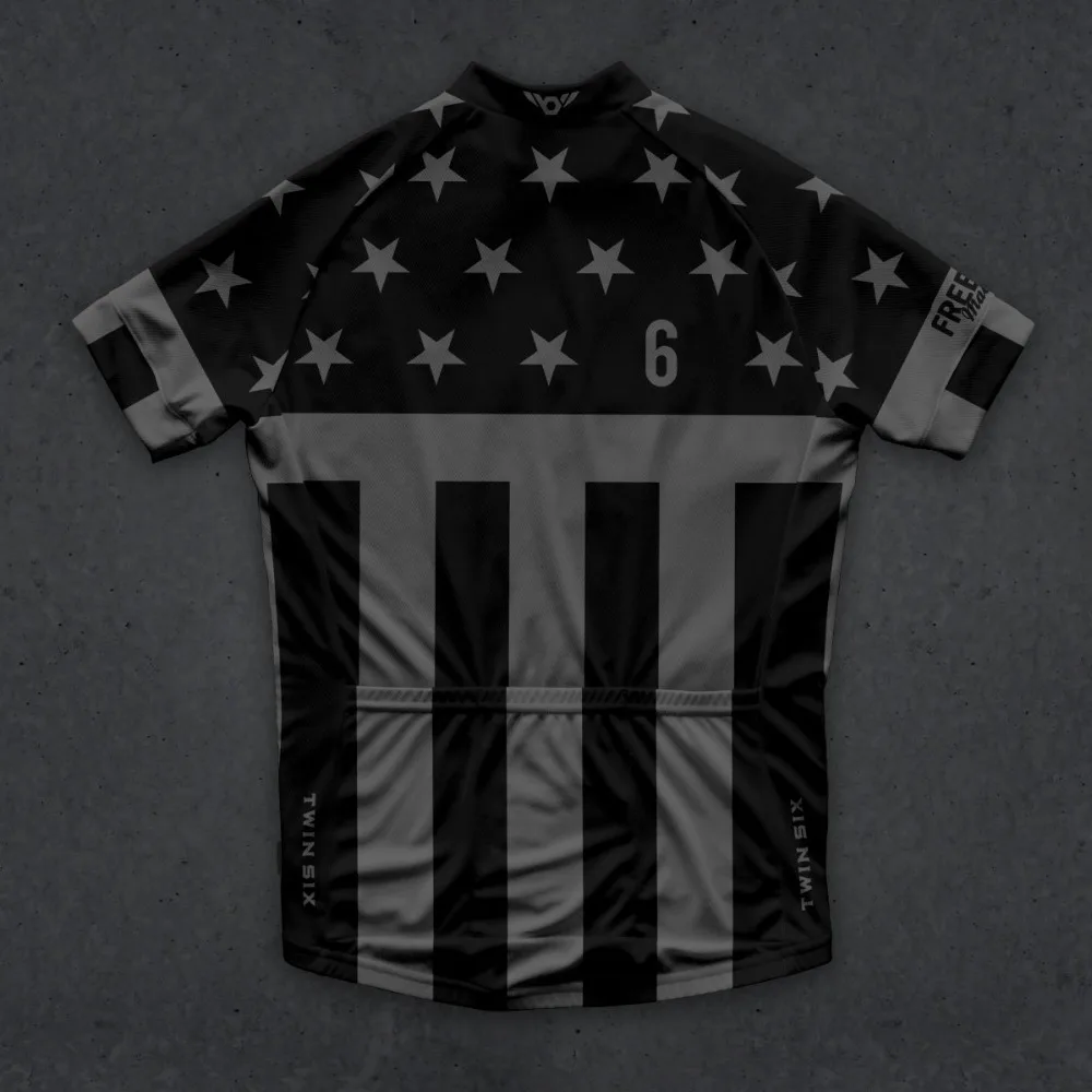 FreedomMachine19_B_2048x2048