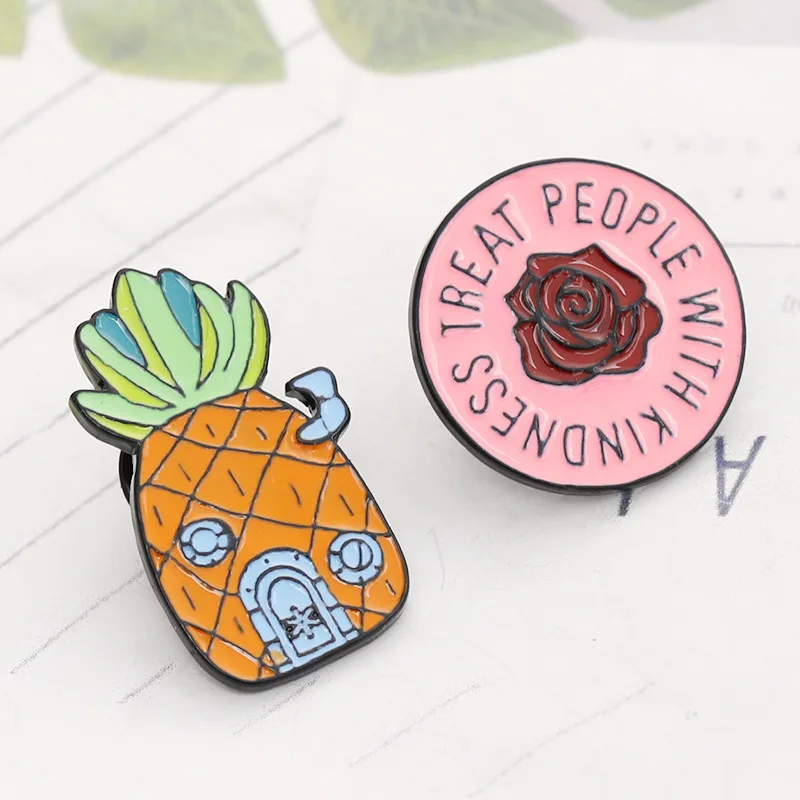 

Spongebob Pineapple Hut Brooch Cartoon Yellow Pineapple House and Rose flower Enamel Pins Backpack Denim Badge For Kids Gifts