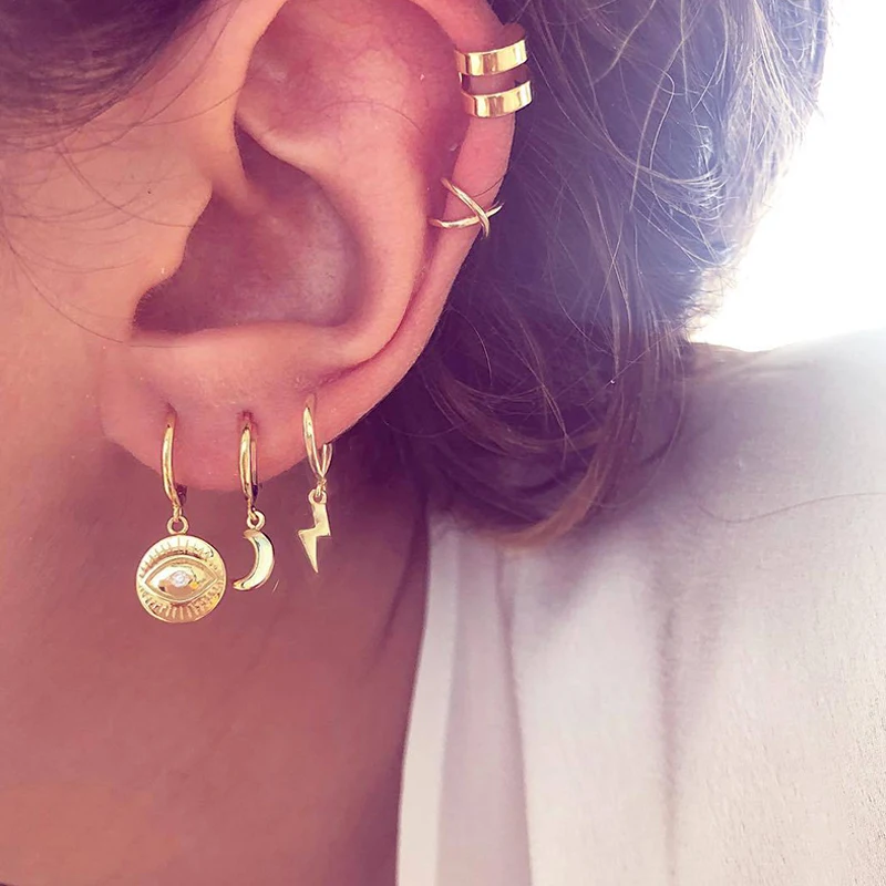 

5 Pcs/ Set Personality Lightning Round Eye Moon Gold Pendant Earrings Women Fashion Stud Earrings Set Clothing Accessories