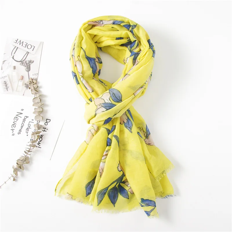 

Fashion Yellow Flower Design Cotton Muslim Hijab Shawls for Women Fashion Fringe Long Scarf Stole Spring Cotton Blended Wraps