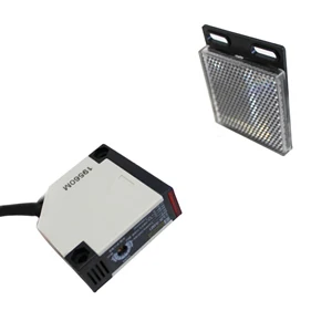 

Quality E3JK-R4M1 feedback through reflective photoelectric switch from dark 4m adjustable DC