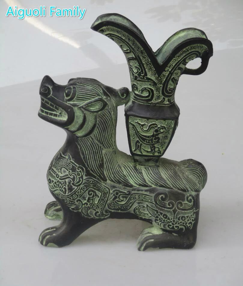 

Art collection Chinese Old Bronze Handmade Carved Animal Vase/ Home Decorated Metal Vase 0011
