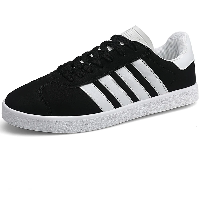 

Trend Brand Men Skateboarding Shoes Flat Superstar Sneakers Footwear Zapatos Hombre Male Sport Shoes Outdoor Men Walking Shoes