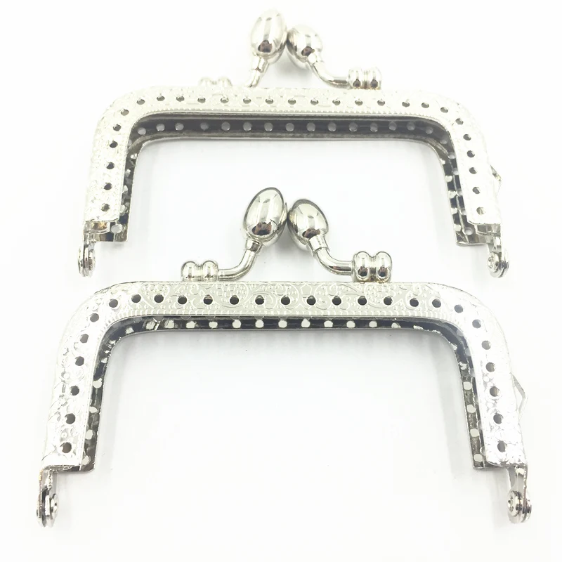 

8.5CM Silver Tone Metal Pruse Frame Handle Alabastrum Head Rectangle Flower Pattern Delicate Kiss Clasp Luggage&Bag Accessories