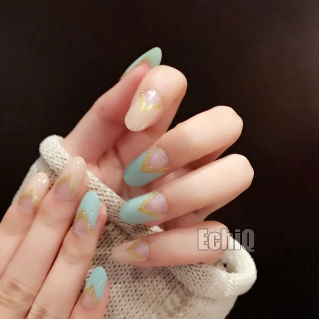 V Shape Fake French Nails Oval Medium Acrylic Full Wrap Lady V Shape Fake French Nails Oval Medium Acrylic Full Wrap Lady Decoration Tips Green And