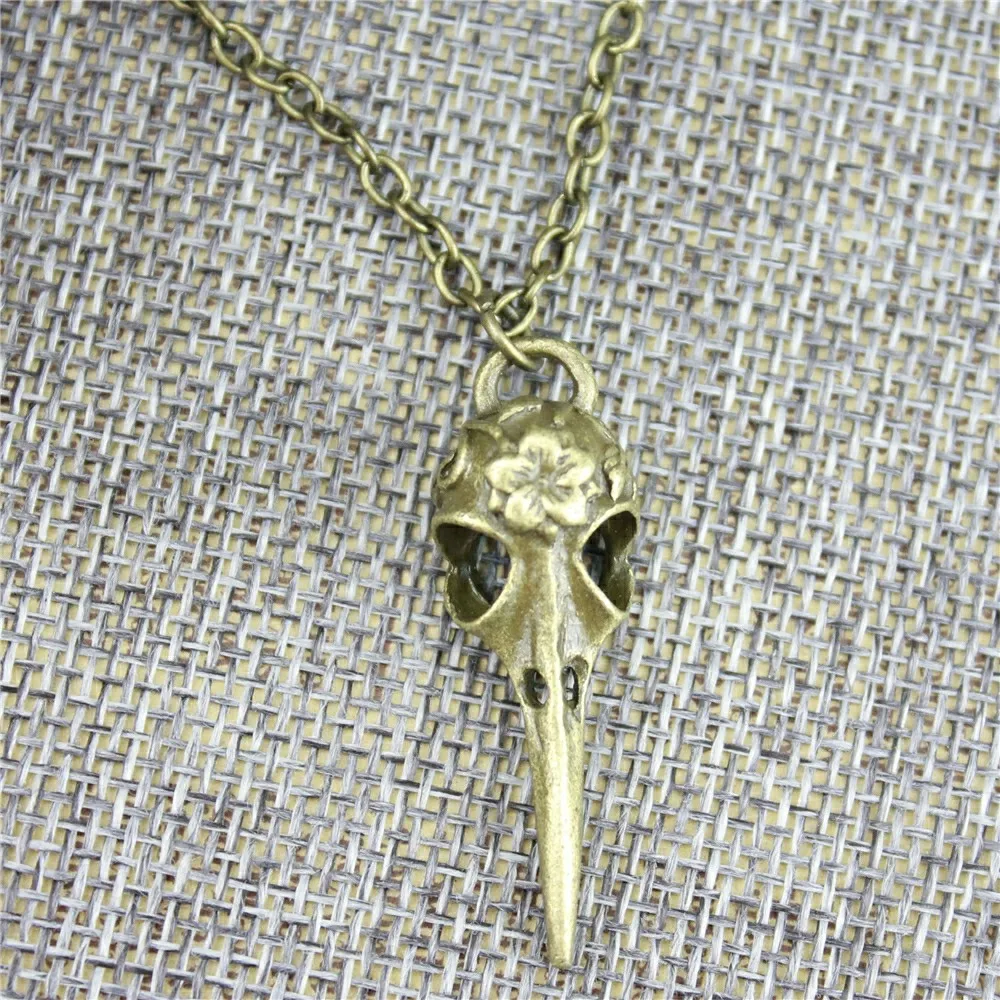 

Bird Head Skull Pendant Necklace, Fashion Jewelry Gift For Women Dropshipping 2018 New Arrivals