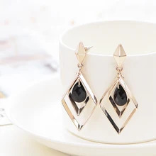 S925 silver needle geometric earrings European and American socialite temperament simple personality joker long earrings S925 silver needle geometric earrings European and American socialite temperament simple personality joker long earrings