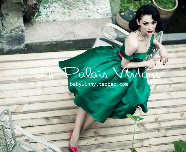 vintage emerald dress