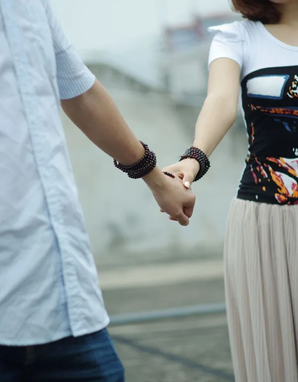 1111918290_1586969889