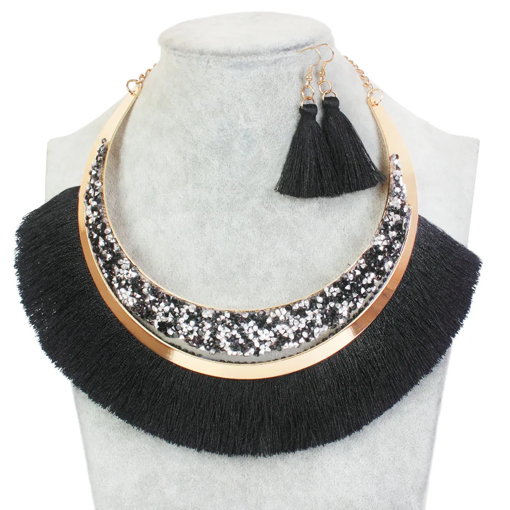 Винтажное многослойное Макси ожерелье с кисточками Комплект сережек для женщин свадебный ювелирный комплект Модный кристаллический шарик массивное ожерелье