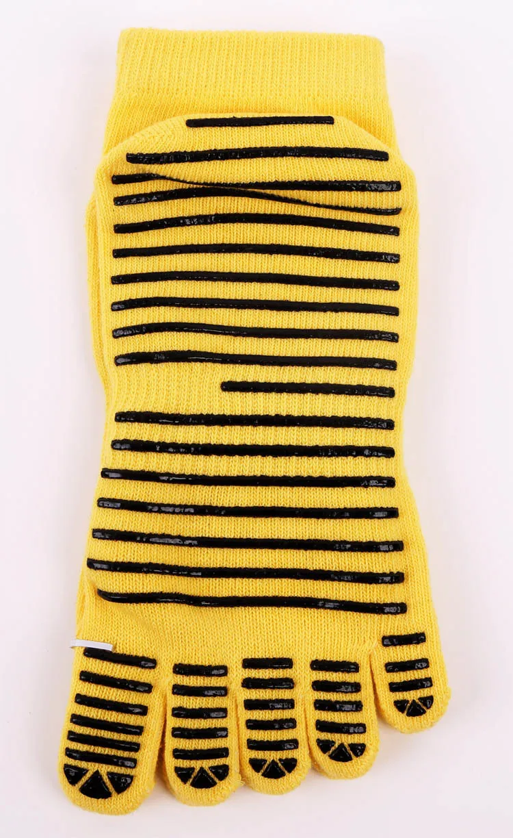 Профессиональный бренд Для женщин носки для йоги, пилатеса и хлопчатобумажной ткани на нескользящей подошве на пять пальцев Фитнес спортивные носки лодыжки сцепление прочный для занятий йогой Носки