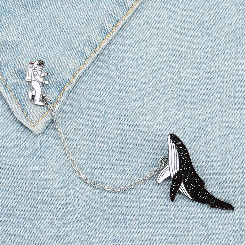 

Astronaut and Whales Cartoon Brooches Pins Fish Lapel Pins Badges Women Fashion Jewelry Pins Wholesale Accessories Gift for Her