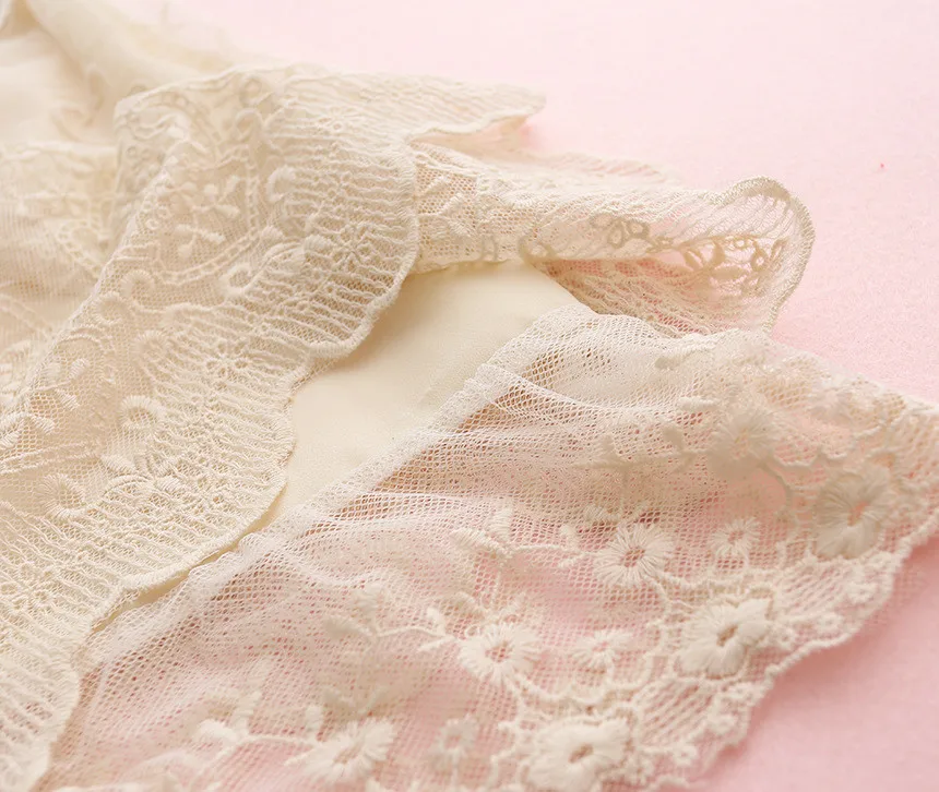 2144537734_745683895