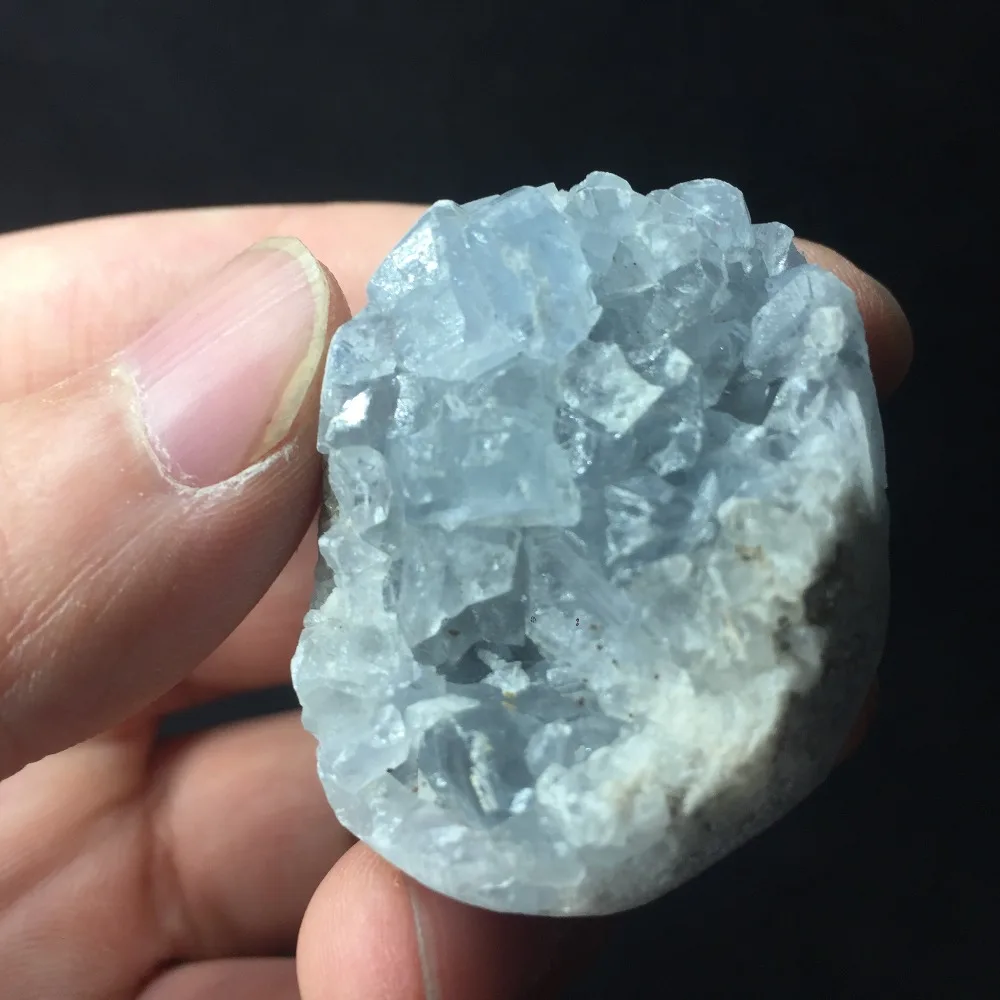 

BU99(65g) Hot Selling Rock Rock Specimen Natural Healing Blue Celestite Crystal Fish Tank Decor