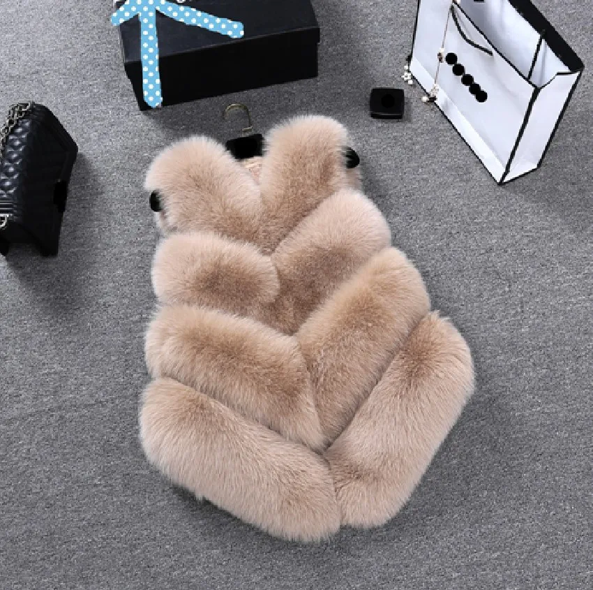 

ZADORIN New Luxury Faux Fox Fur Vest Women Plus Size Furry Short Faux Fur Vests Coat Fur Gilet Fourrure Autumn Winter Overcoat