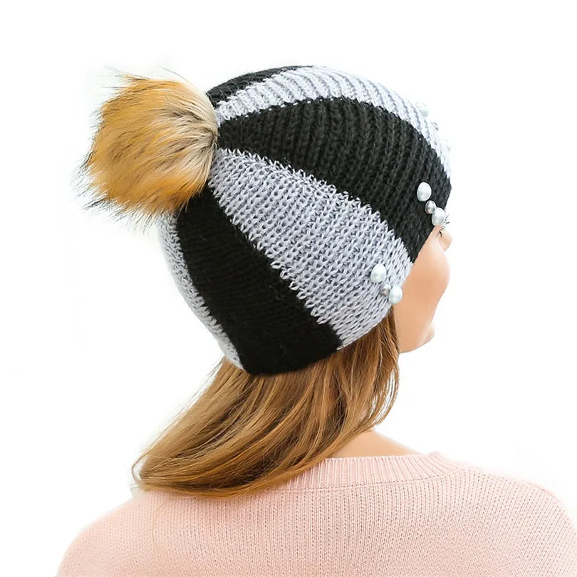 

Hot Selling Winter Pearl Beanies Wool Hat False Fur Women Beanie Skullies Caps Ladies Hats Pom Pom Skullies Gorros Mujer M076