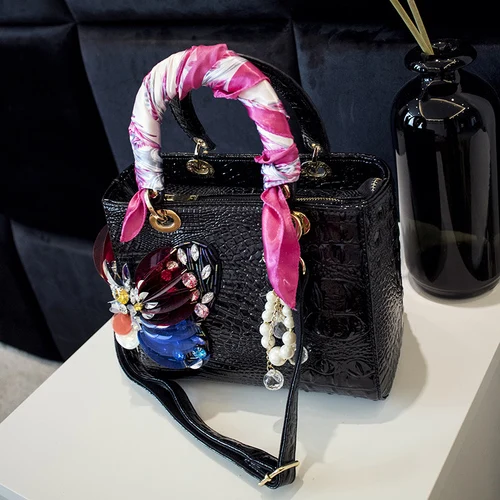 Роскошная Брендовая женская сумка-тоут с жемчугом и бриллиантами, кожаная сумка с узором «крокодиловая кожа», сумка-мессенджер с бабочкой на плечо - Цвет: black
