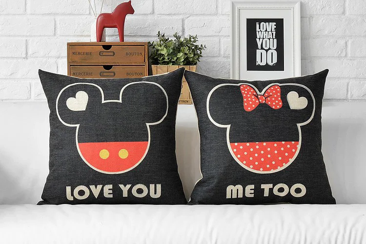 

Mickey pillow cover, cute cartoon creative love Mickey Mouse Minnie series throw pillow cover pillow case wholesale