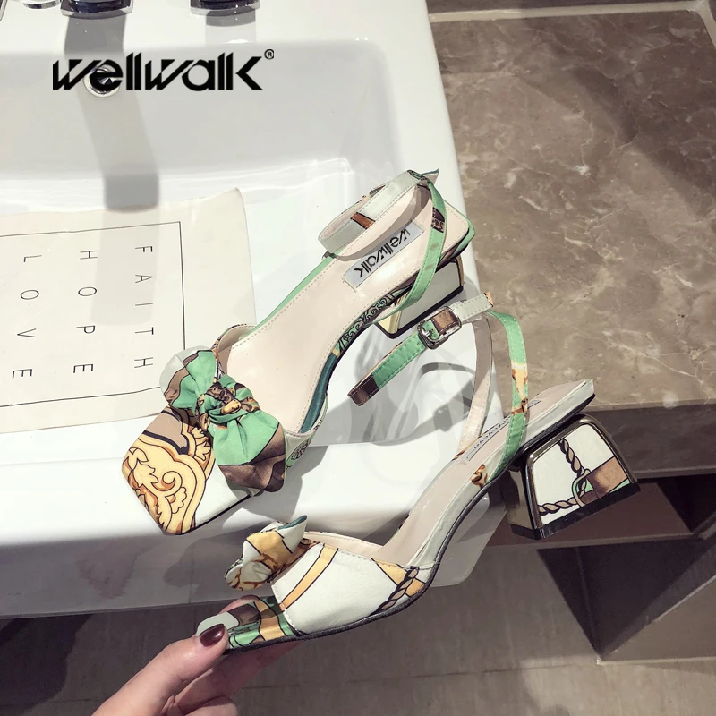 Wellwalk/сандалии с цветочным принтом женские шлепанцы на квадратном каблуке летние